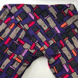 LuLaRoe Leggings Tall & Curvy